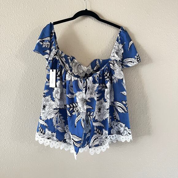 NEW Lovers + Friends Life's a beach floral top - Picture 3 of 11